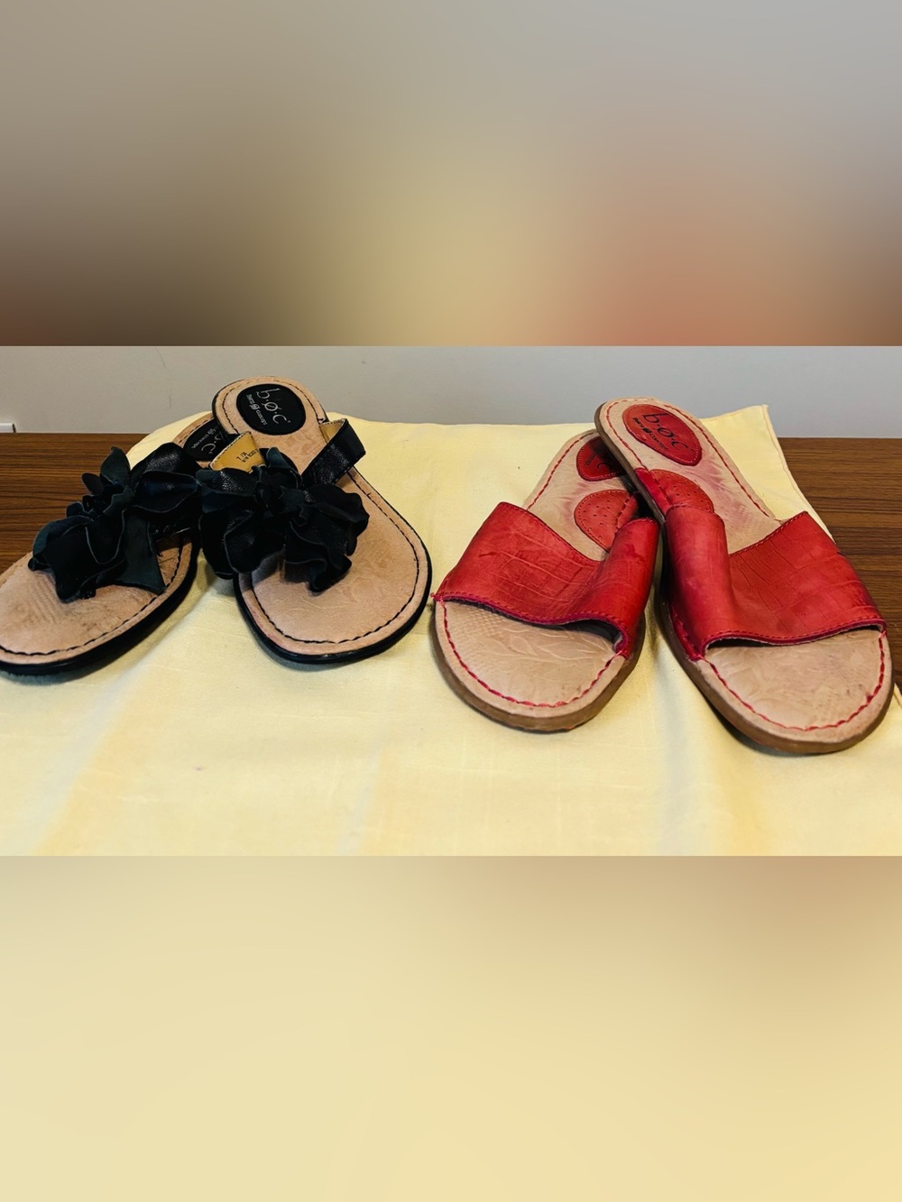 2 Pair b.o.c Born Concept Sandals Women's Black  & Red US 7 Floral Slip On Flats